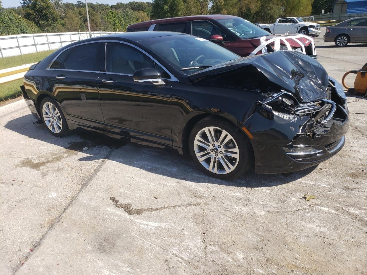 2016 Lincoln MKZ VIN 3LN6L2G98GR615967 Copart auction photo, front end / rear end damage thumbnail 4