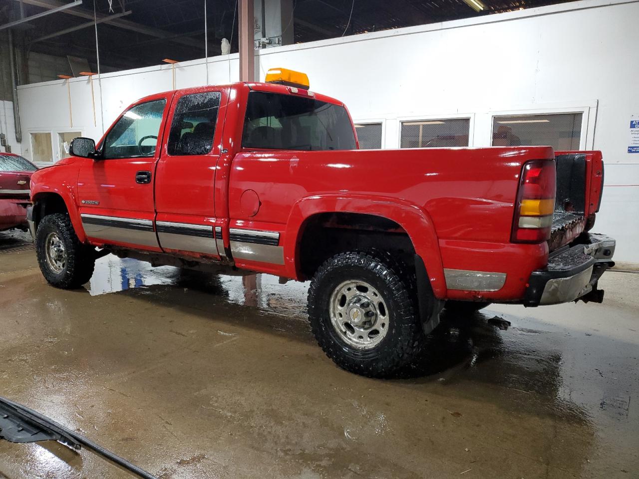 2002 Chevrolet Silverado VIN 1GCHK29G92E198480 Copart auction photo, rear end / vandalism damage thumbnail 2