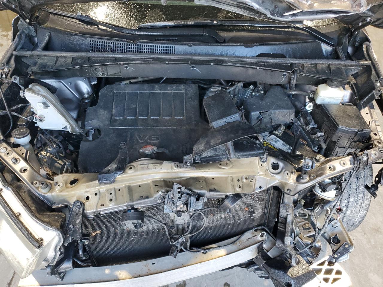 2016 Toyota Highlander VIN 5TDYKRFHXGS141745 Copart auction photo, front end / minor dent/scratches damage thumbnail 14