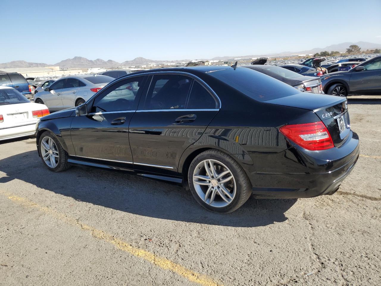 2013 Mercedes-Benz C-klasse VIN WDDGF4HB6DR262669 Copart auction photo, front end damage thumbnail 2