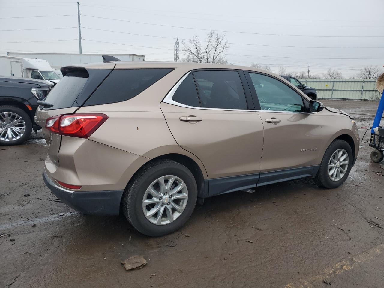 2018 Chevrolet Equinox VIN 2GNAXJEV1J6234139 Copart auction photo, all over damage thumbnail 3