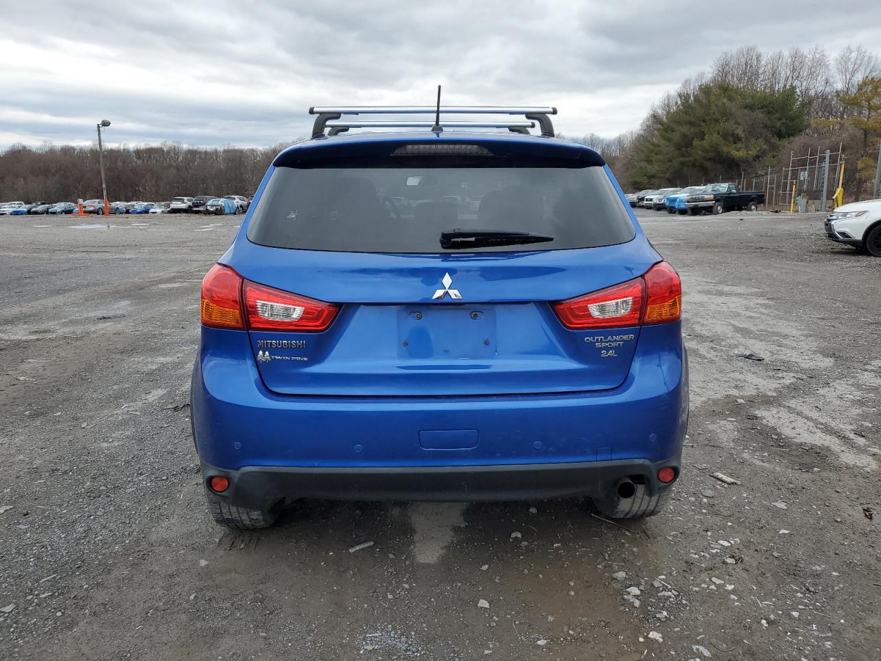 2016 Mitsubishi Outlander VIN JA4AP3AW1GZ052189 Copart auction photo, minor dent/scratches damage thumbnail 6