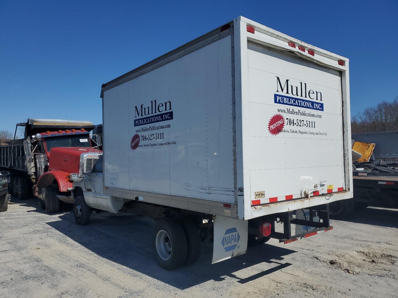 1995 Dodge RAM VIN 1B6MC36C9SS371357 Copart auction photo, minor dent/scratches damage thumbnail 2