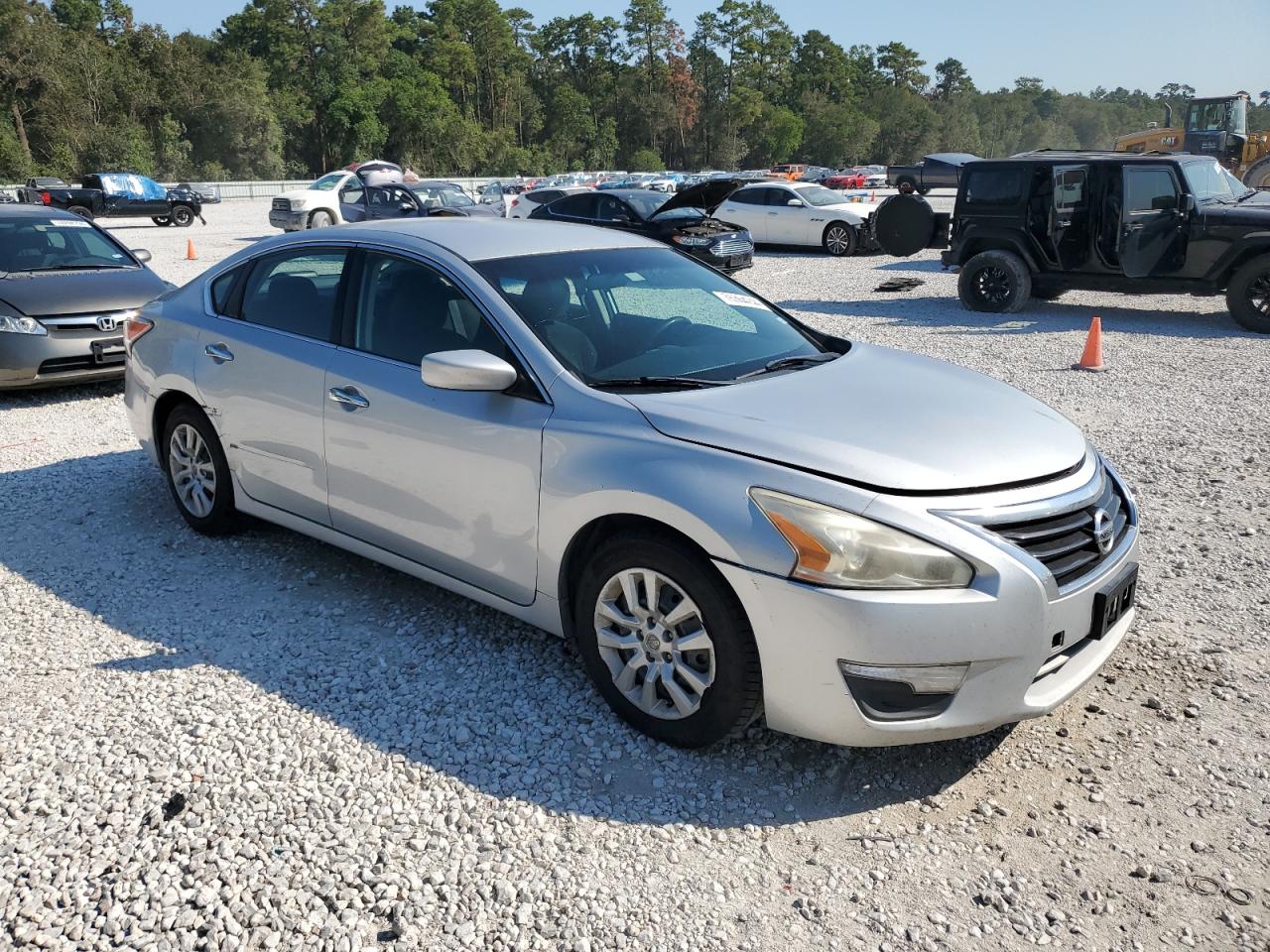 2015 Nissan Altima VIN 1N4AL3AP2FN334363 Copart auction photo, side damage thumbnail 4