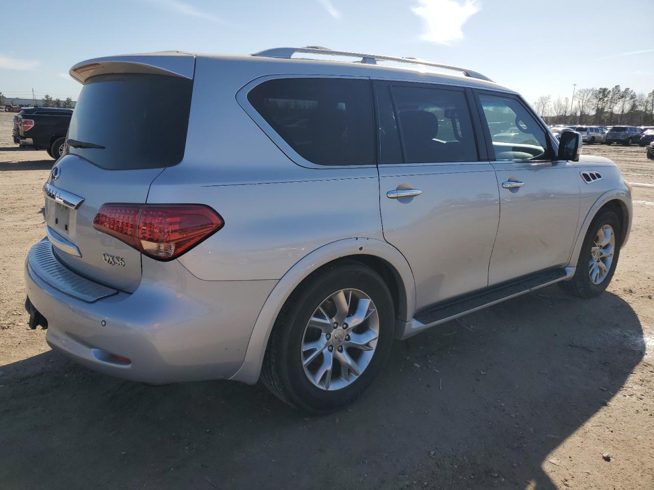 2011 Infiniti QX56 VIN JN8AZ2NFXB9503606 Copart auction photo, minor dent/scratches / normal wear damage thumbnail 3