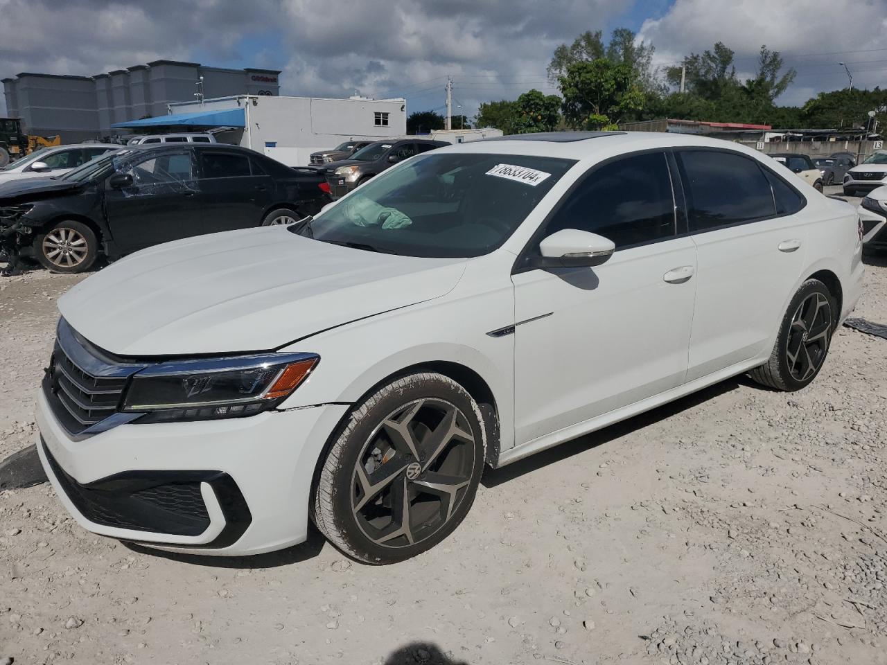 2020 Volkswagen Passat VIN 1VWMA7A3XLC026511