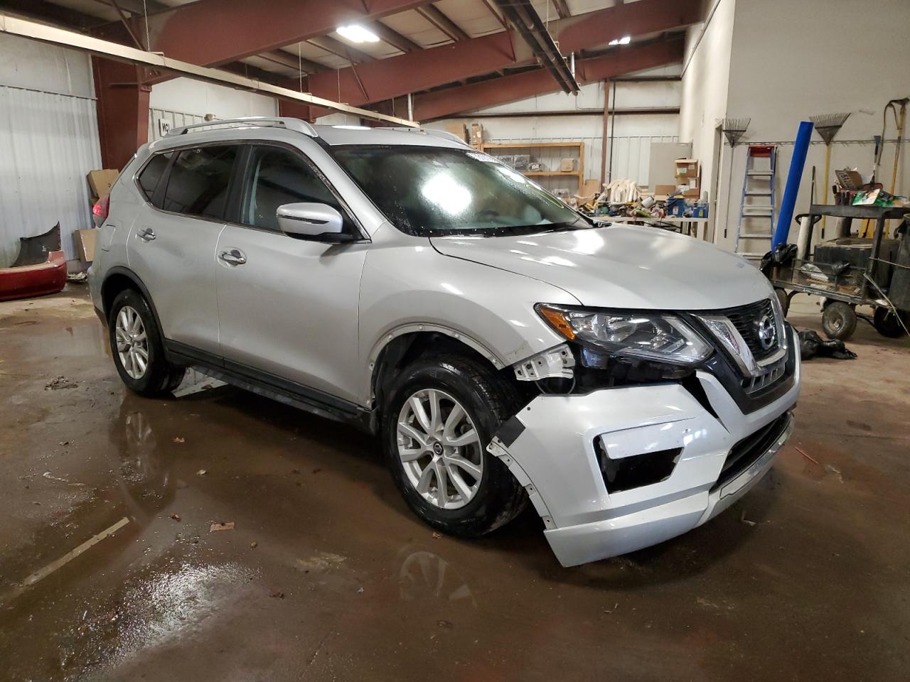 2019 Nissan Rogue VIN KNMAT2MV9KP553592 Copart auction photo, front end / side damage thumbnail 4