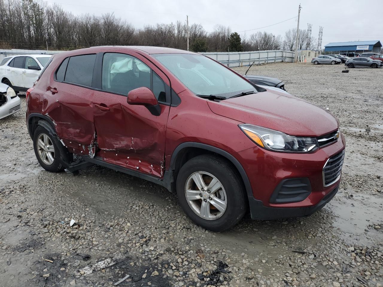 2022 Chevrolet Trax VIN KL7CJNSM8NB503422 Copart auction photo, side / minor dent/scratches damage thumbnail 4