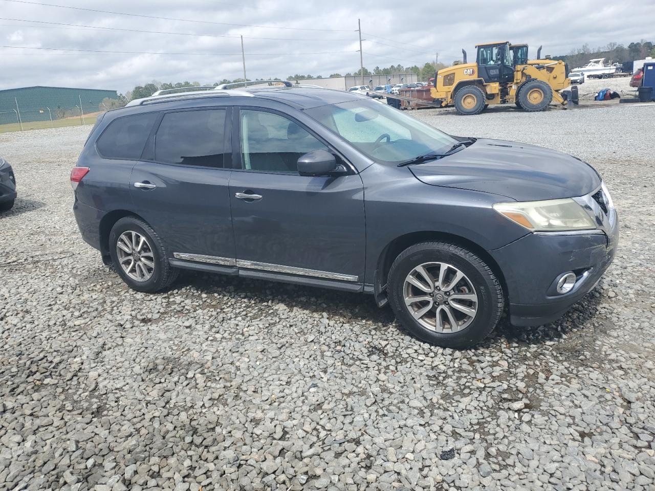 2013 Nissan Pathfinder VIN 5N1AR2MN2DC646247 Copart auction photo, rear end damage thumbnail 4