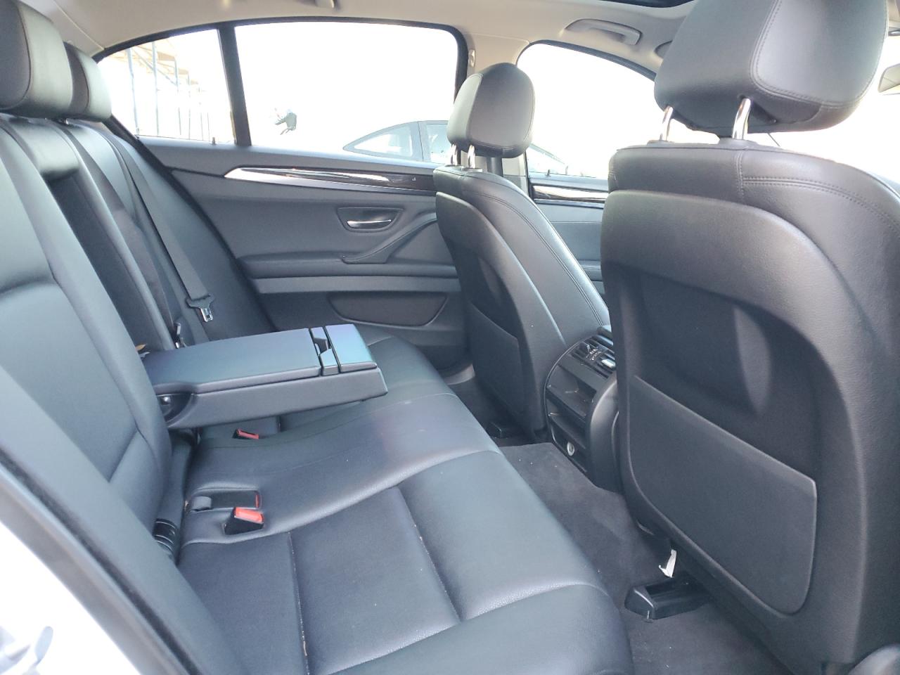 2016 BMW 5er VIN WBA5A5C59GG347347 Copart auction photo, front end damage thumbnail 10