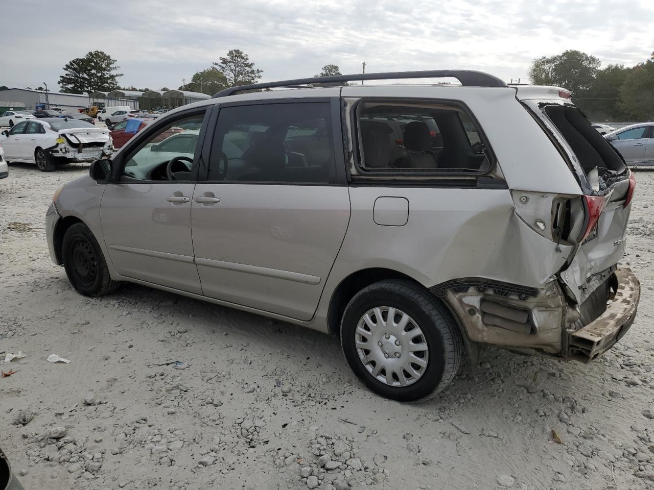 2009 Toyota Sienna VIN 5TDZK23C39S285452 Copart auction photo, rear end / front end damage thumbnail 2