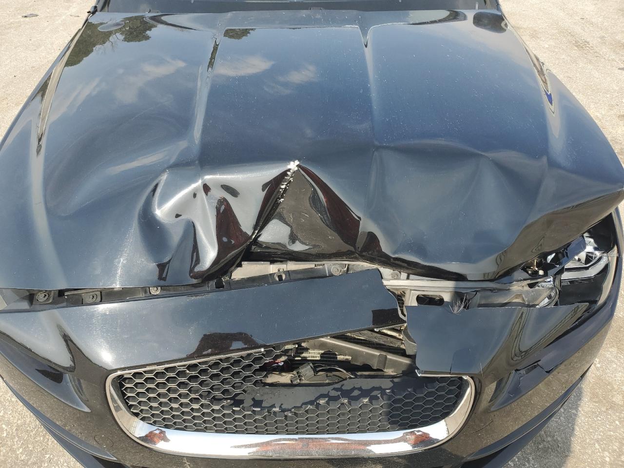 2017 Jaguar XE VIN SAJAR4BGXHA965404 Copart auction photo, front end damage thumbnail 13