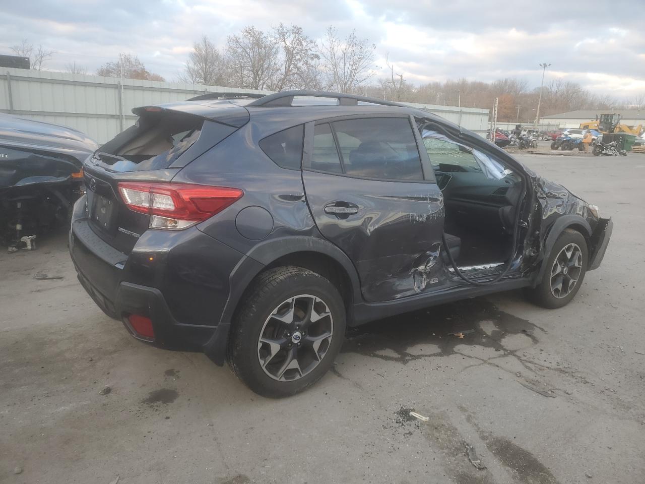 2018 Subaru XV VIN JF2GTABC1JH285850 Copart auction photo, rollover damage thumbnail 3