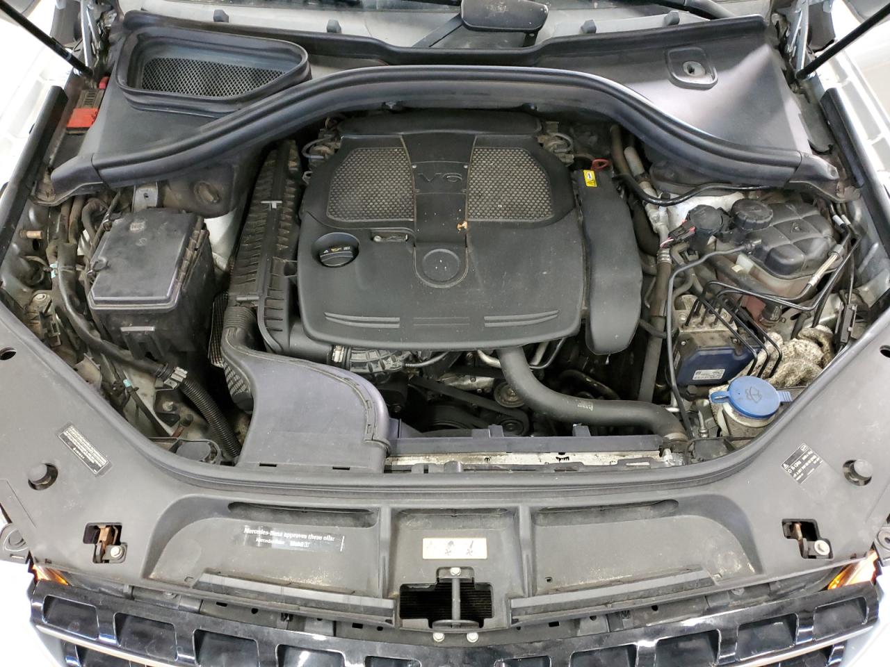 2015 Mercedes-Benz M-klasse VIN 4JGDA5HBXFA453381 Copart auction photo, minor dent/scratches damage thumbnail 12
