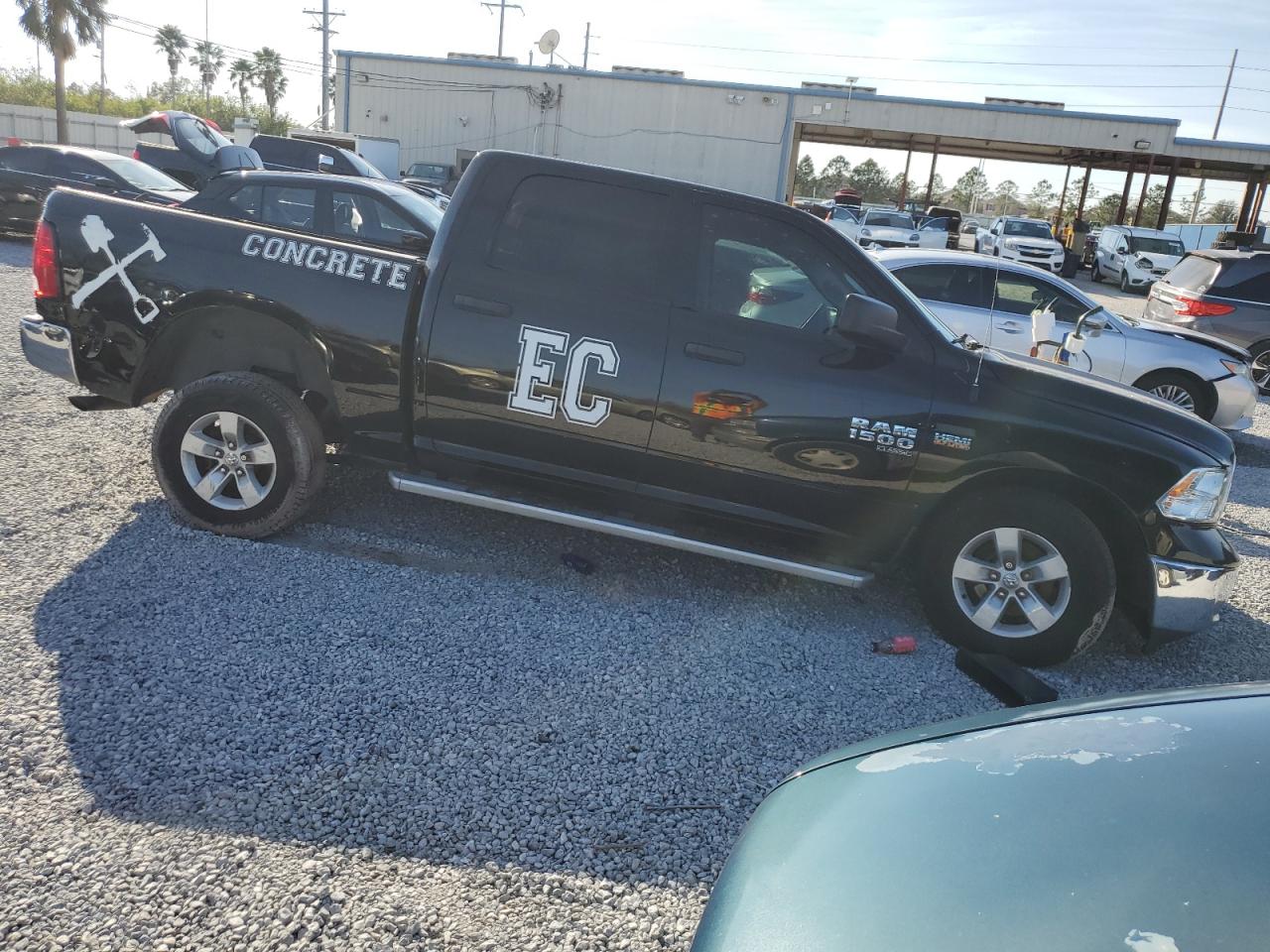 2020 RAM 1500 VIN 3C6RR6KT2LG130246 Copart auction photo, all over damage thumbnail 4