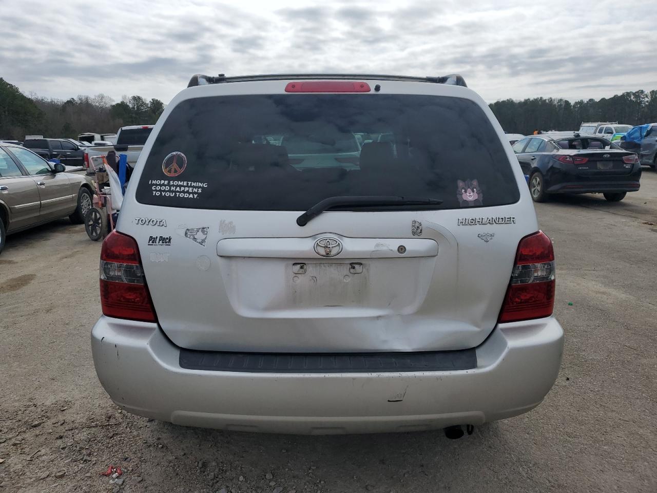 2005 Toyota Highlander VIN JTEGD21AX50107825 Copart auction photo, front end / all over damage thumbnail 6