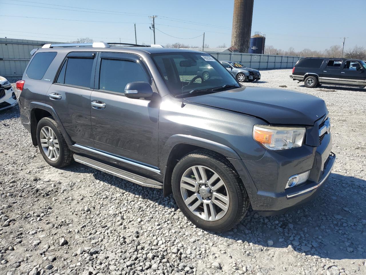 2013 Toyota 4Runner VIN JTEZU5JR8D5047285 Copart auction photo, front end / rear end damage thumbnail 4