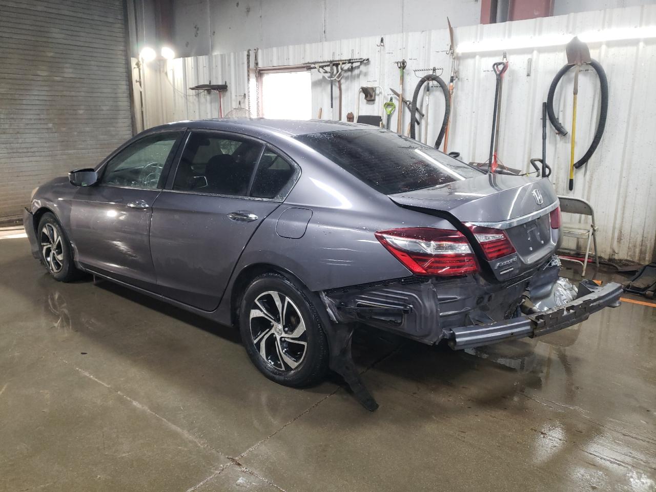 2016 Honda Accord VIN 1HGCR2F40GA087803 Copart auction photo, rear end / front end damage thumbnail 2