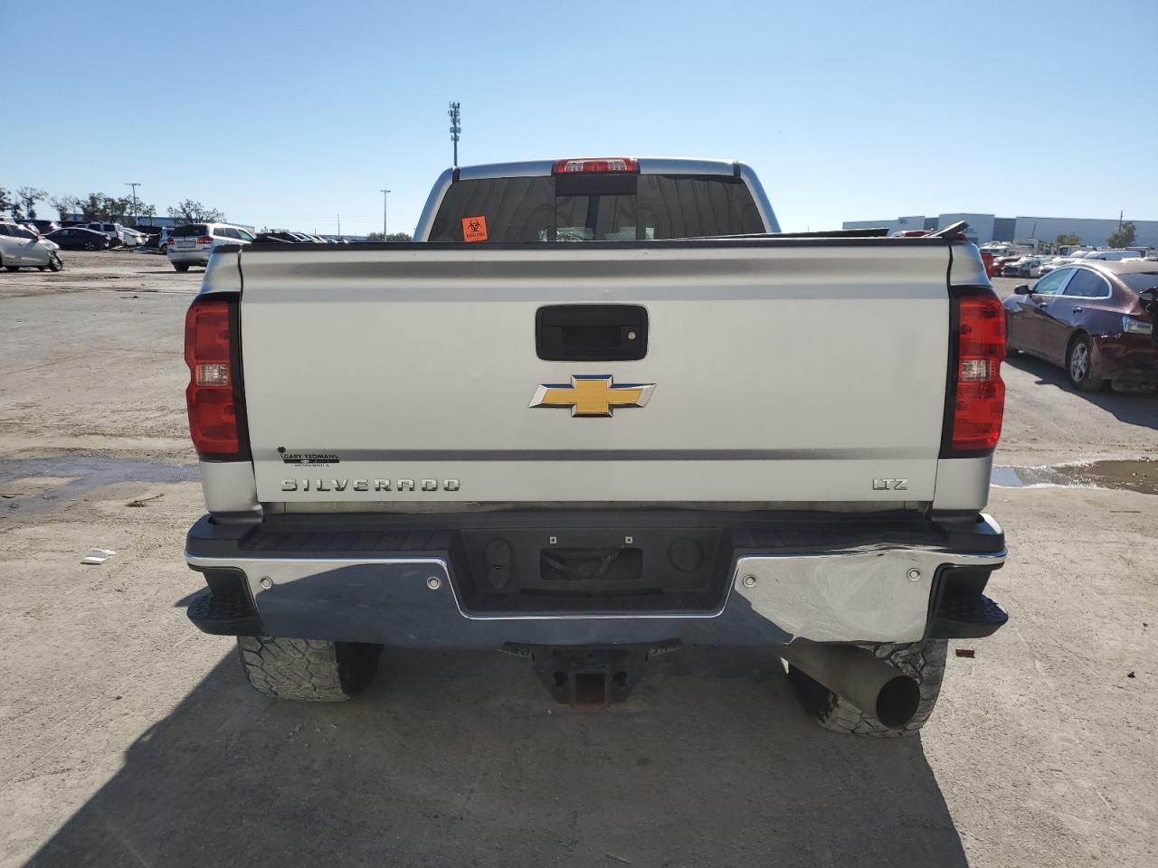 2018 Chevrolet Silverado VIN 1GC1KWEY5JF288421 Copart auction photo, all over damage thumbnail 6