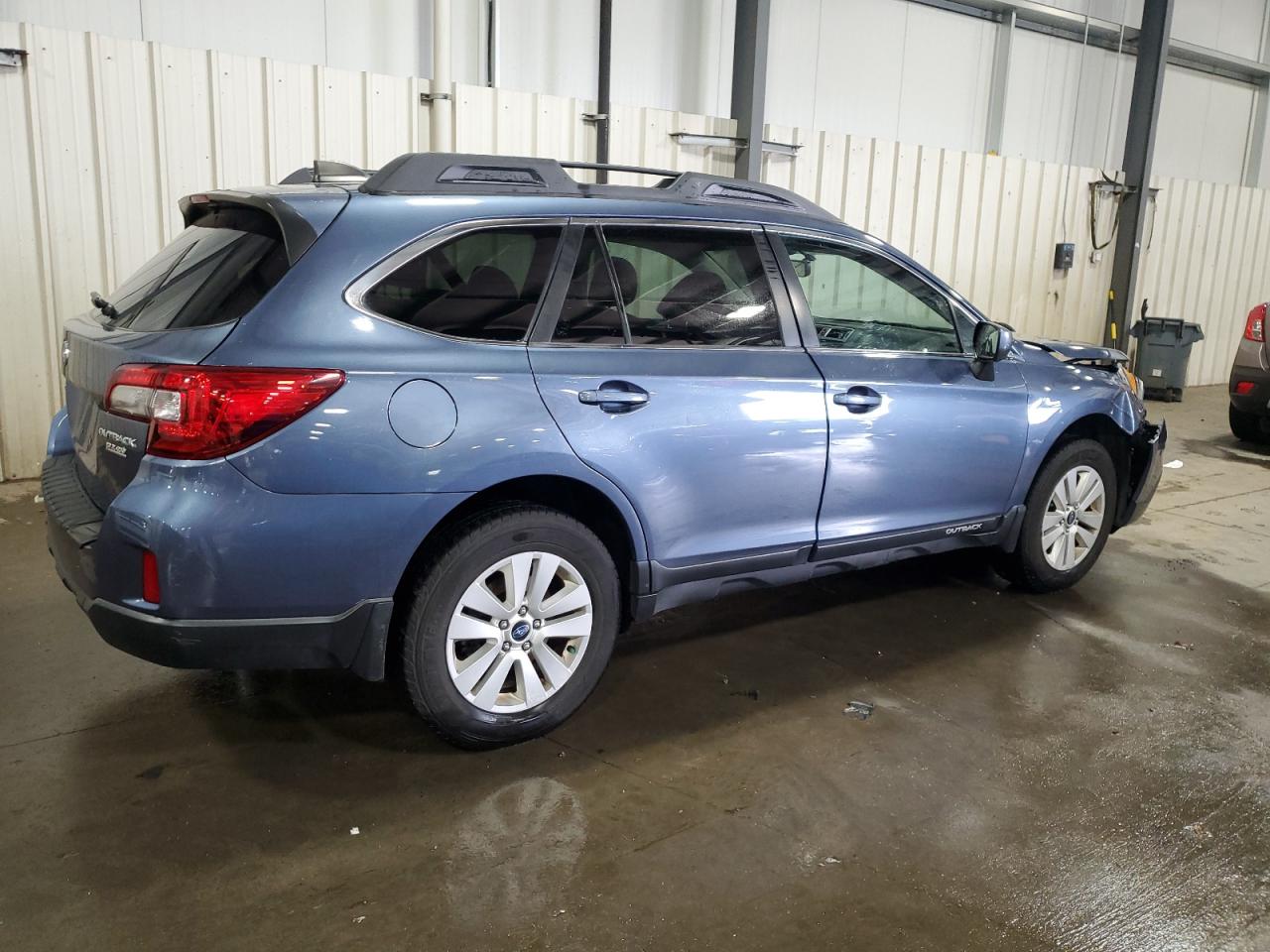 2017 Subaru Outback VIN 4S4BSACC2H3252658 Copart auction photo, front end damage thumbnail 3