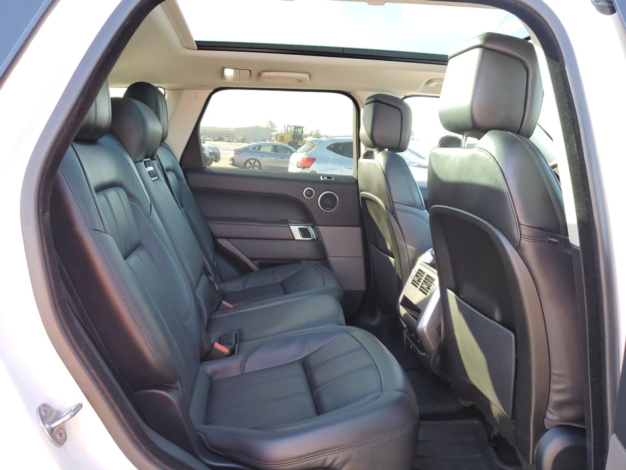 2018 Land Rover Range Rover VIN SALWR2RV8JA400225 Copart auction photo, all over damage thumbnail 11