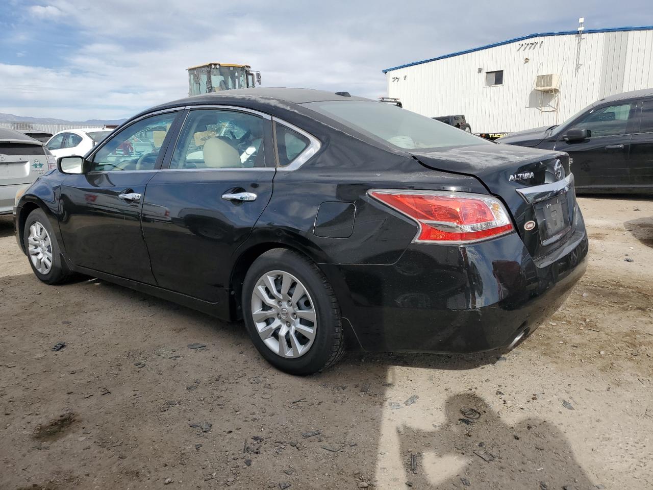 2015 Nissan Altima VIN 1N4AL3AP4FC246488 Copart auction photo, side / front end damage thumbnail 2