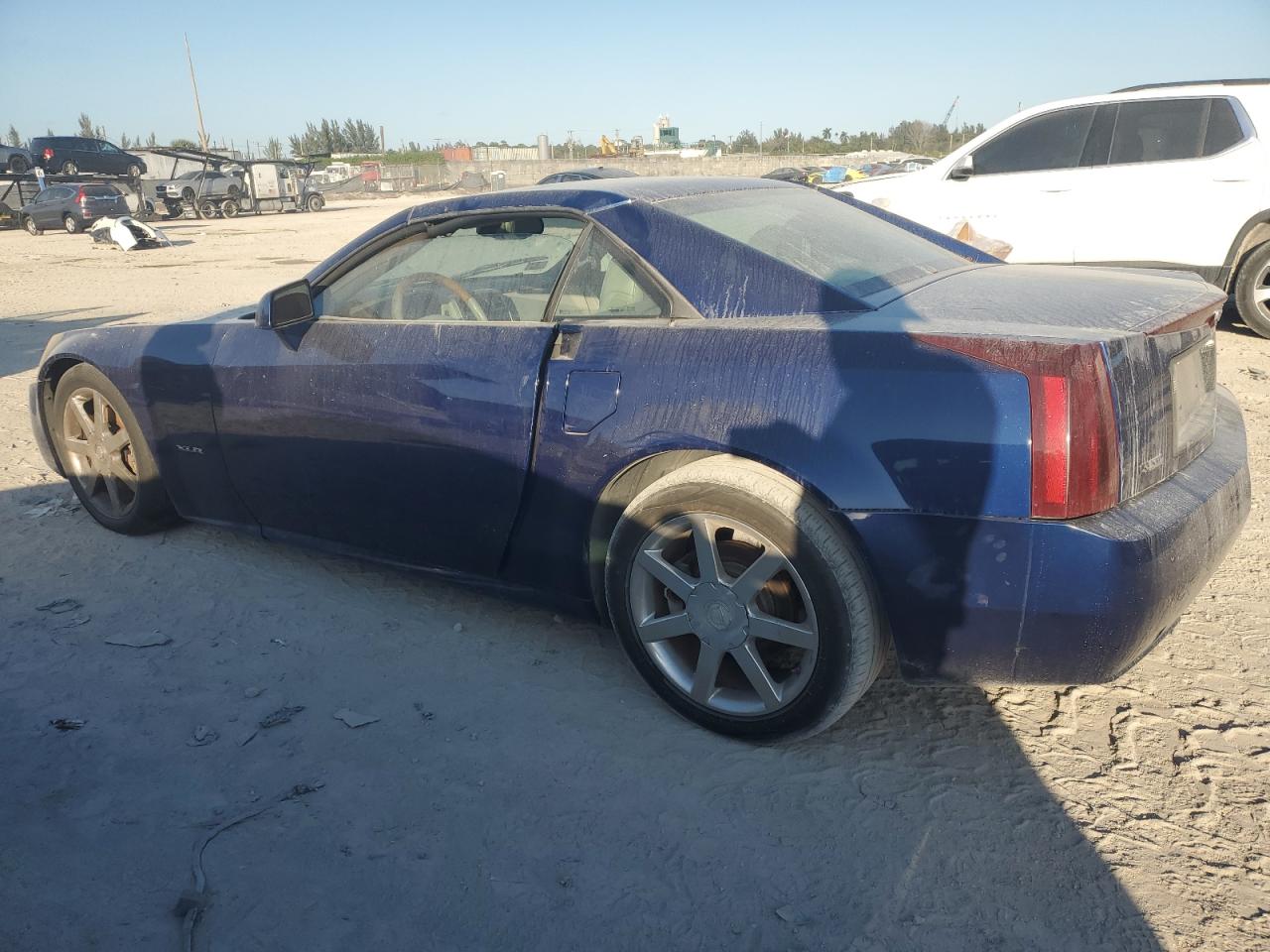 2004 Cadillac XLR VIN 1G6YV34A245601818 Copart auction photo, water/flood damage thumbnail 2