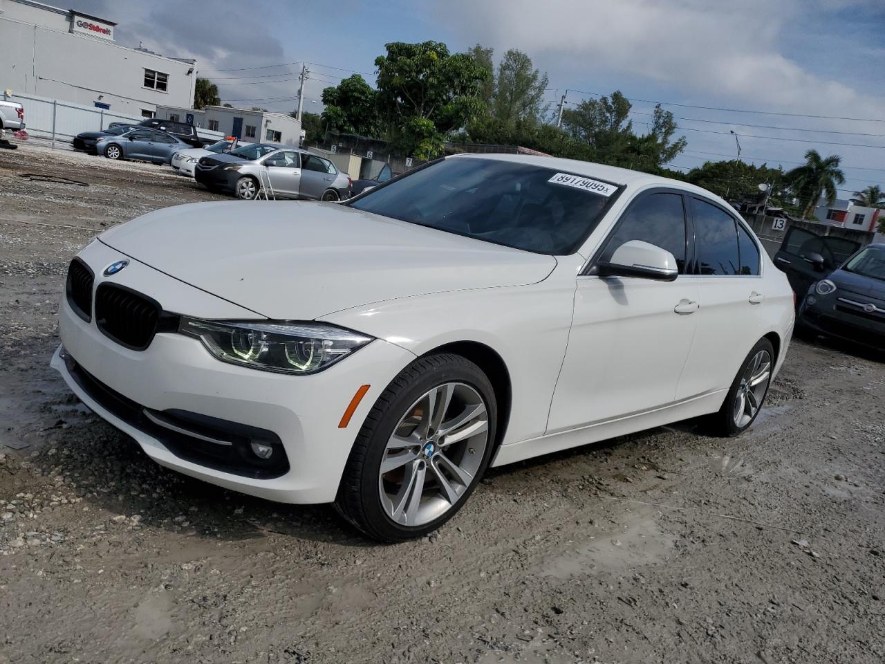 2018 BMW 3er VIN WBA8B9C50JK676945