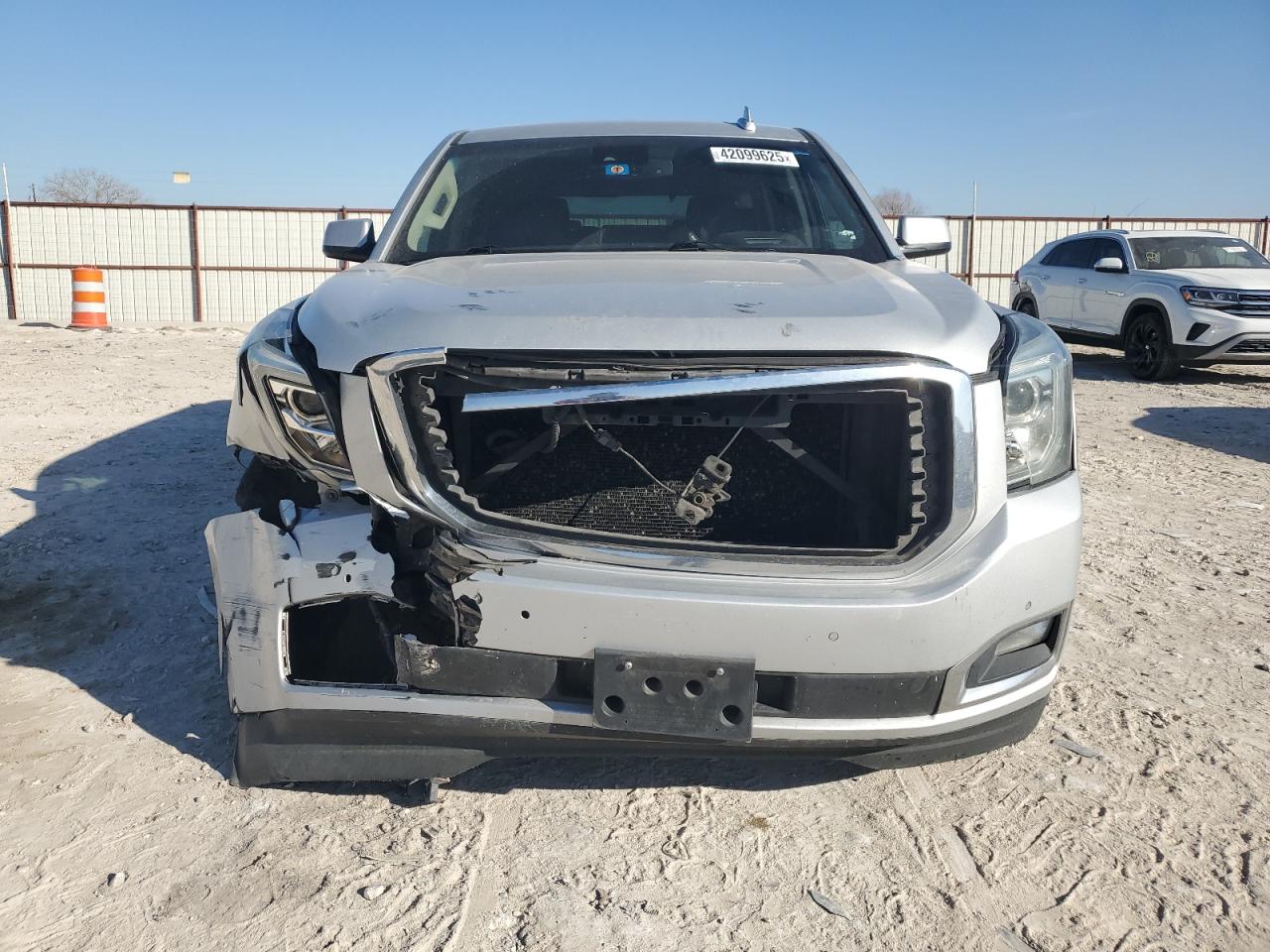 2016 GMC Yukon VIN 1GKS2CKJ2GR111184 Copart auction photo, front end damage thumbnail 5