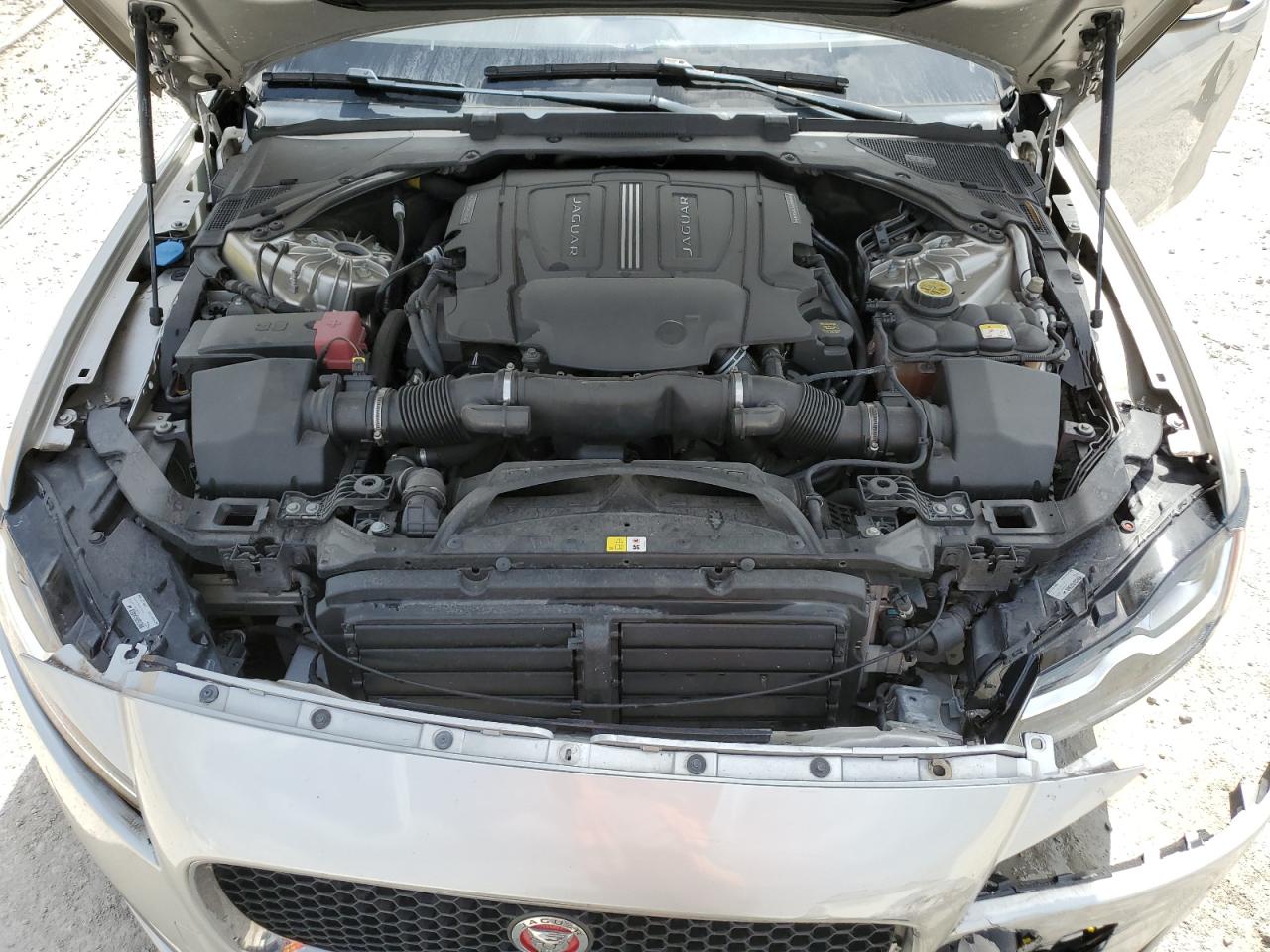 2017 Jaguar XF VIN SAJBD4BV3HCY26138 Copart auction photo, front end damage thumbnail 11