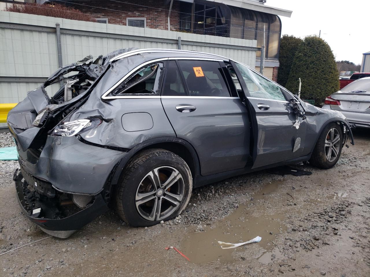 2016 Mercedes-Benz GLC VIN WDC0G4KBXGF026205 Copart auction photo, all over damage thumbnail 3