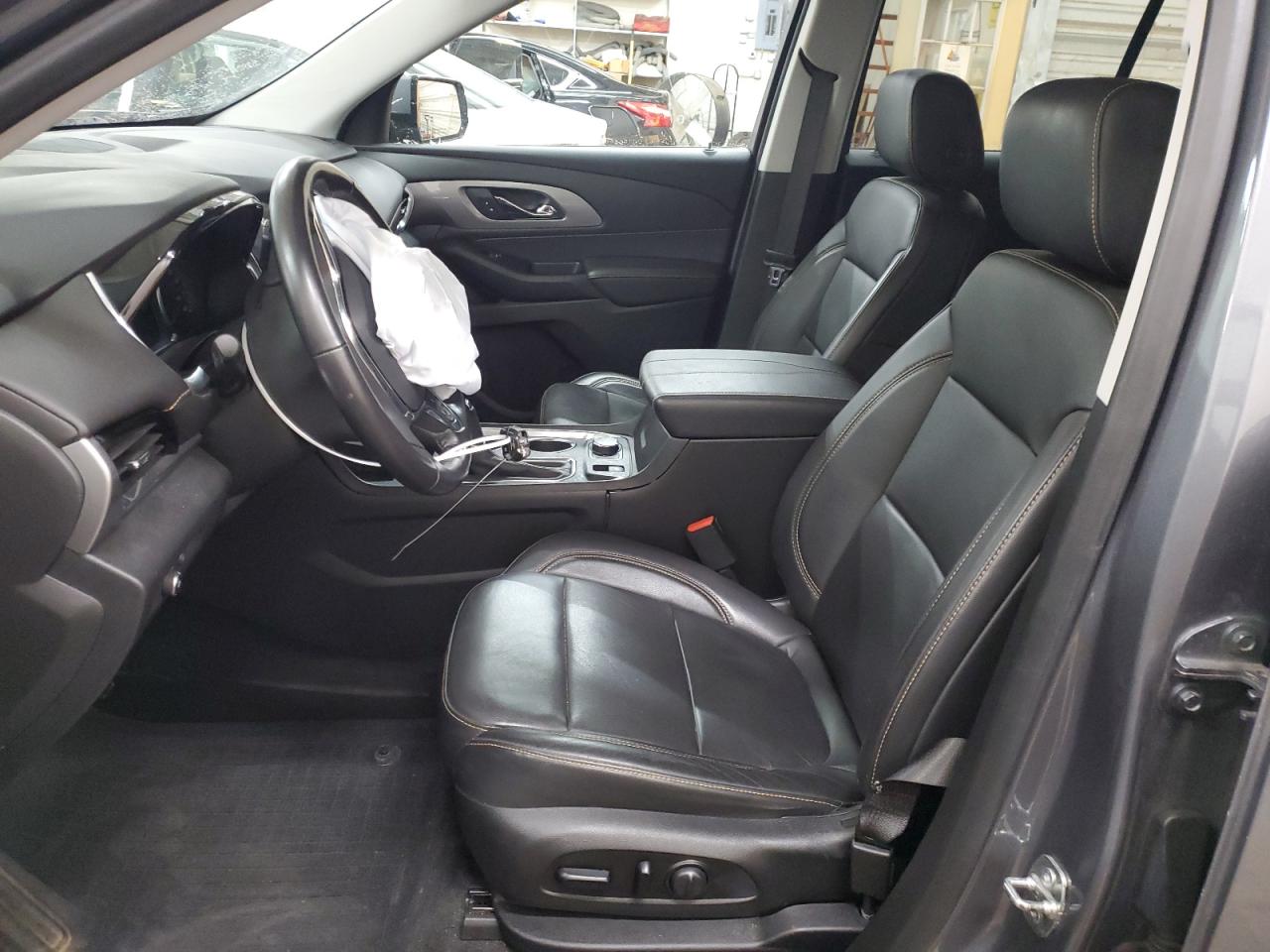 2019 Chevrolet Traverse VIN 1GNEVHKW0KJ279770 Copart auction photo, front end damage thumbnail 7
