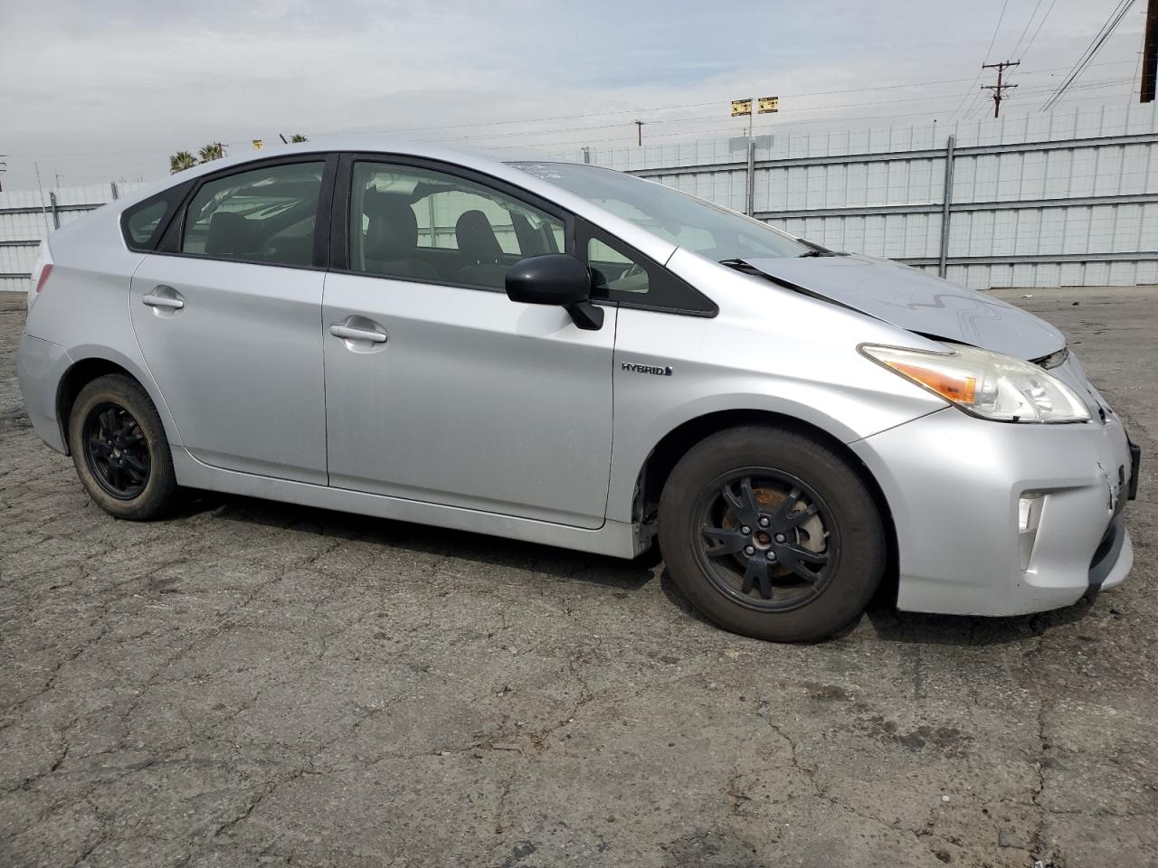 2015 Toyota Prius VIN JTDKN3DU4F0470615 Copart auction photo, front end damage thumbnail 4