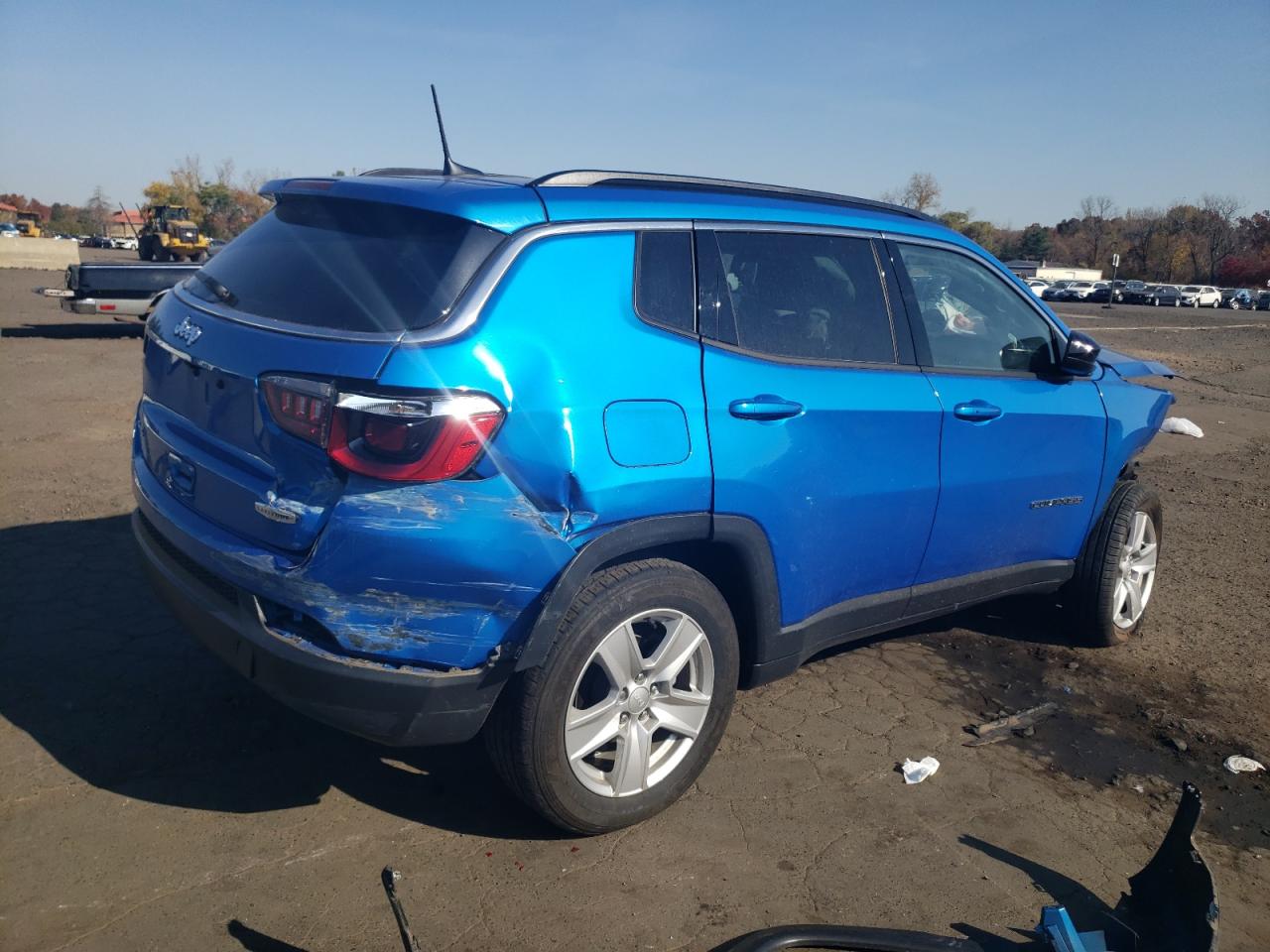 2022 Jeep Compass VIN 3C4NJDBB6NT184895 Copart auction photo, front end / rear end damage thumbnail 3