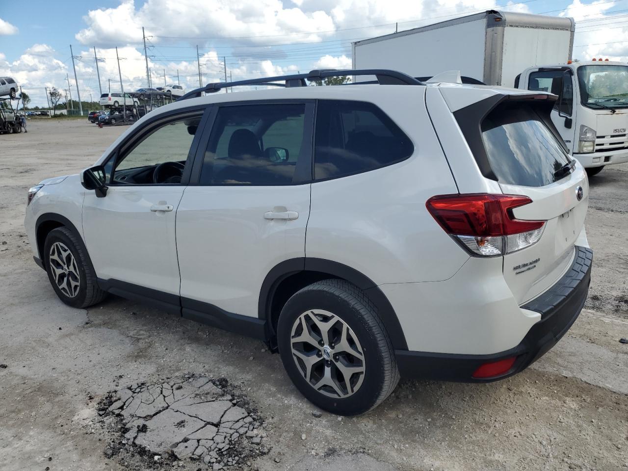 2021 Subaru Forester VIN JF2SKAJC1MH506334 Copart auction photo, water/flood damage thumbnail 2