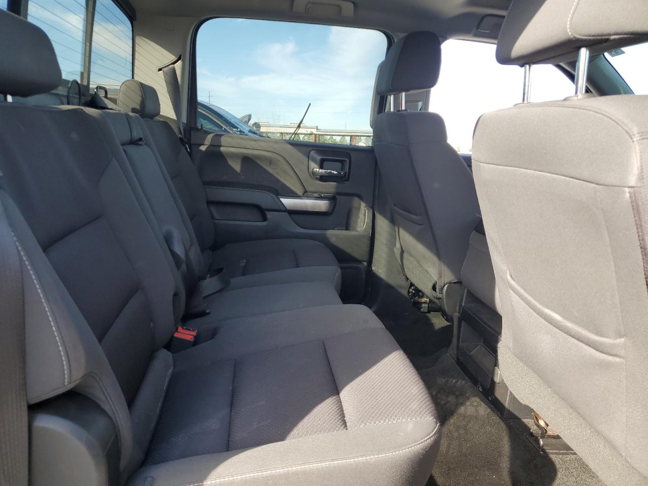 2018 Chevrolet Silverado VIN 3GCUKREC3JG409416 Copart auction photo, front end / side damage thumbnail 10