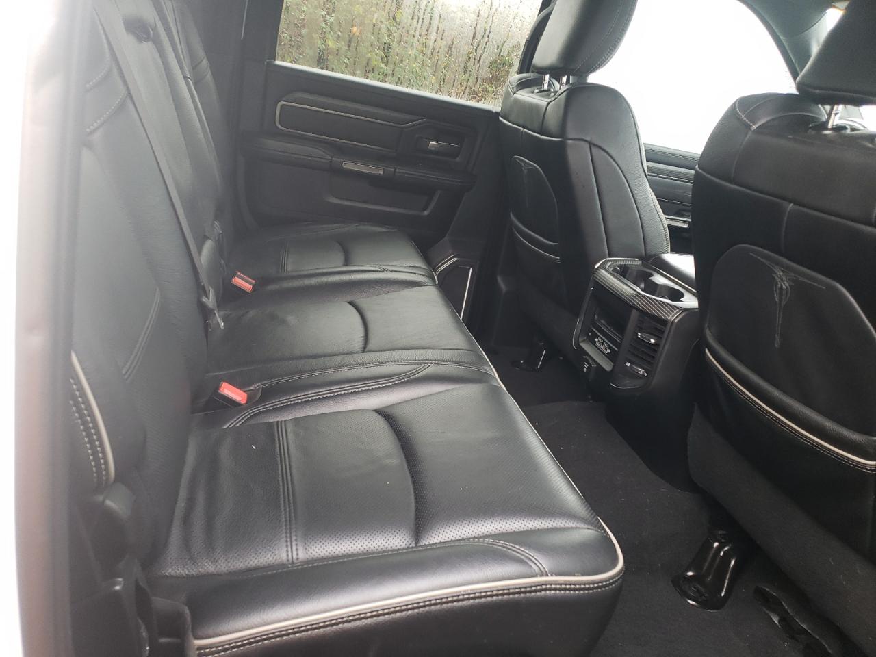 2019 RAM 3500 VIN 3C63R3PL8KG625496 Copart auction photo, burn - engine damage thumbnail 11