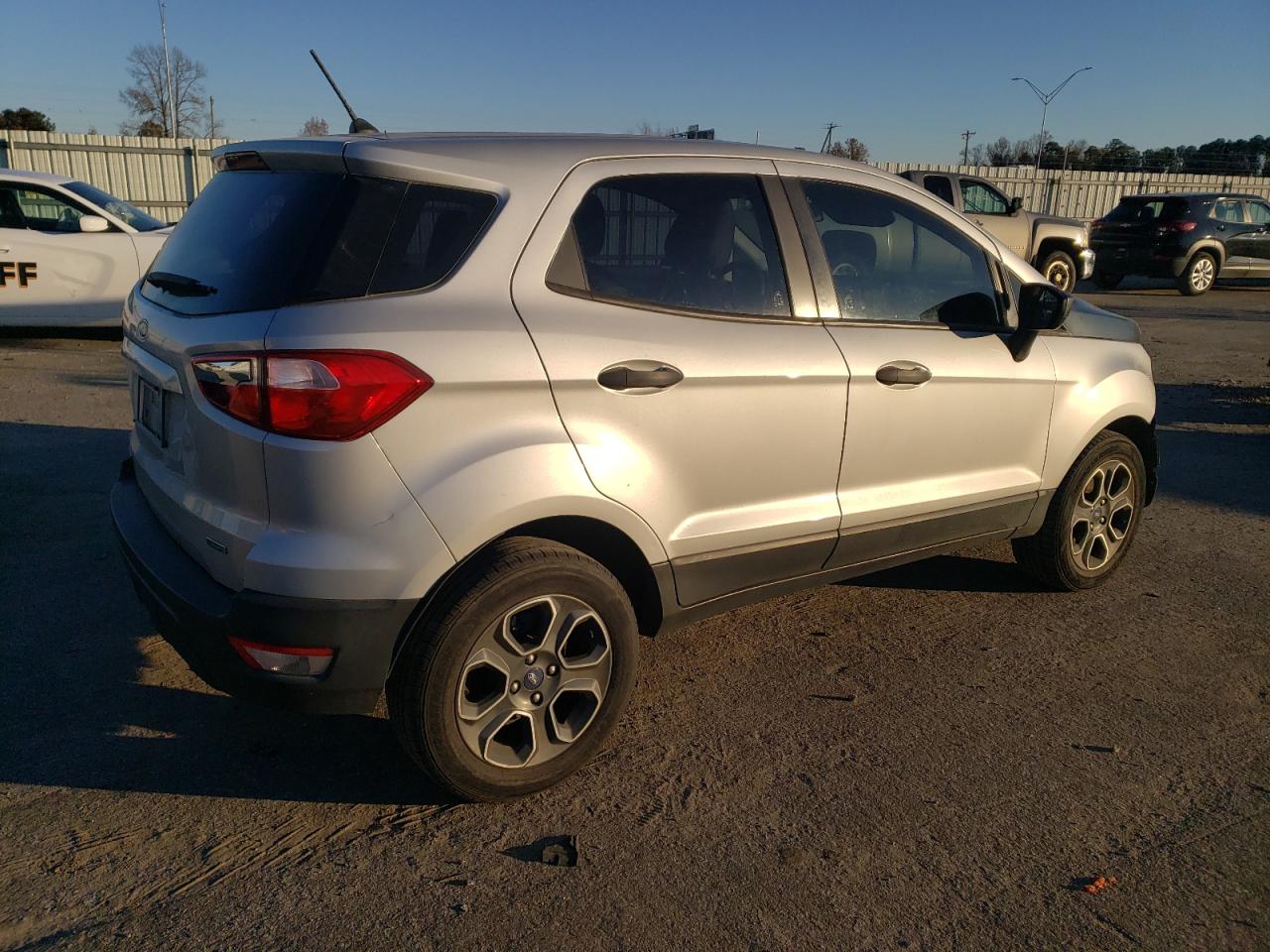 2019 Ford EcoSport VIN MAJ3S2FE9KC302318 Copart auction photo, front end damage thumbnail 3