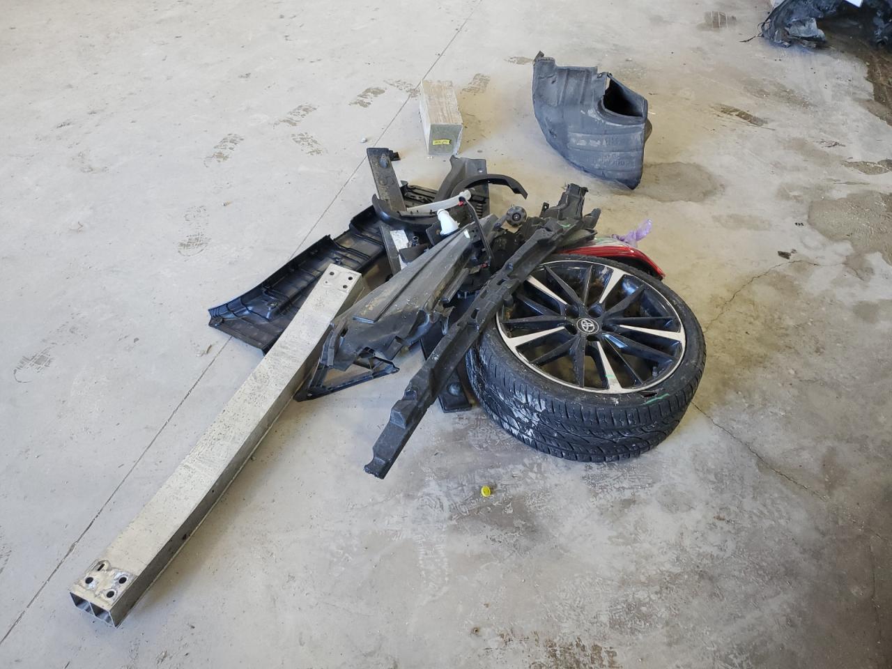 2019 Toyota Camry VIN 4T1B61HK2KU748324 Copart auction photo, all over / front end damage thumbnail 12