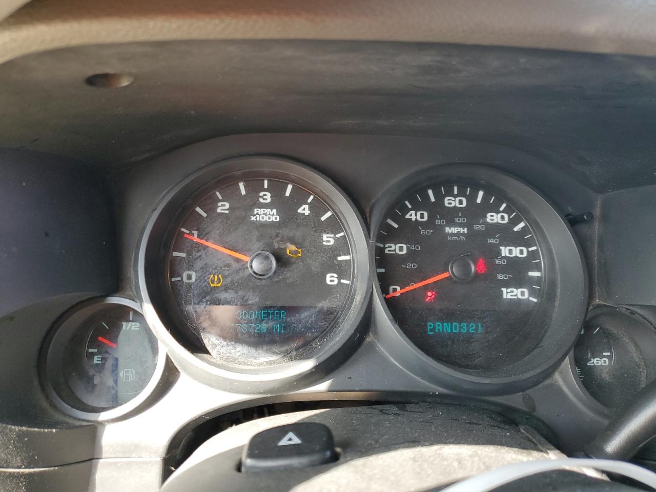 2008 Chevrolet Silverado VIN 1GCEC19C48Z296597 Copart auction photo, front end / minor dent/scratches damage thumbnail 9