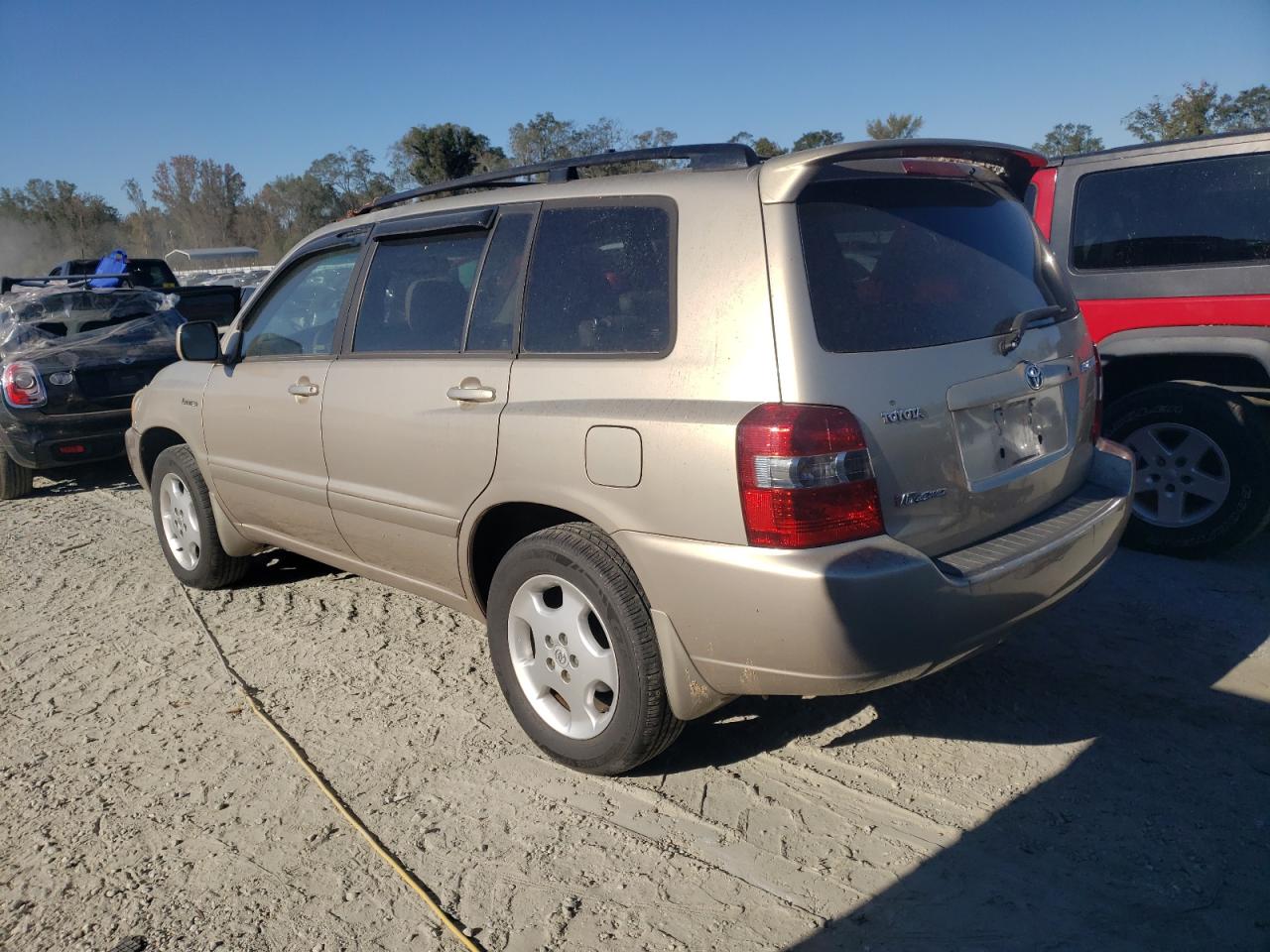 2005 Toyota Highlander VIN JTEEP21A750110972 Copart auction photo, front end / side damage thumbnail 2
