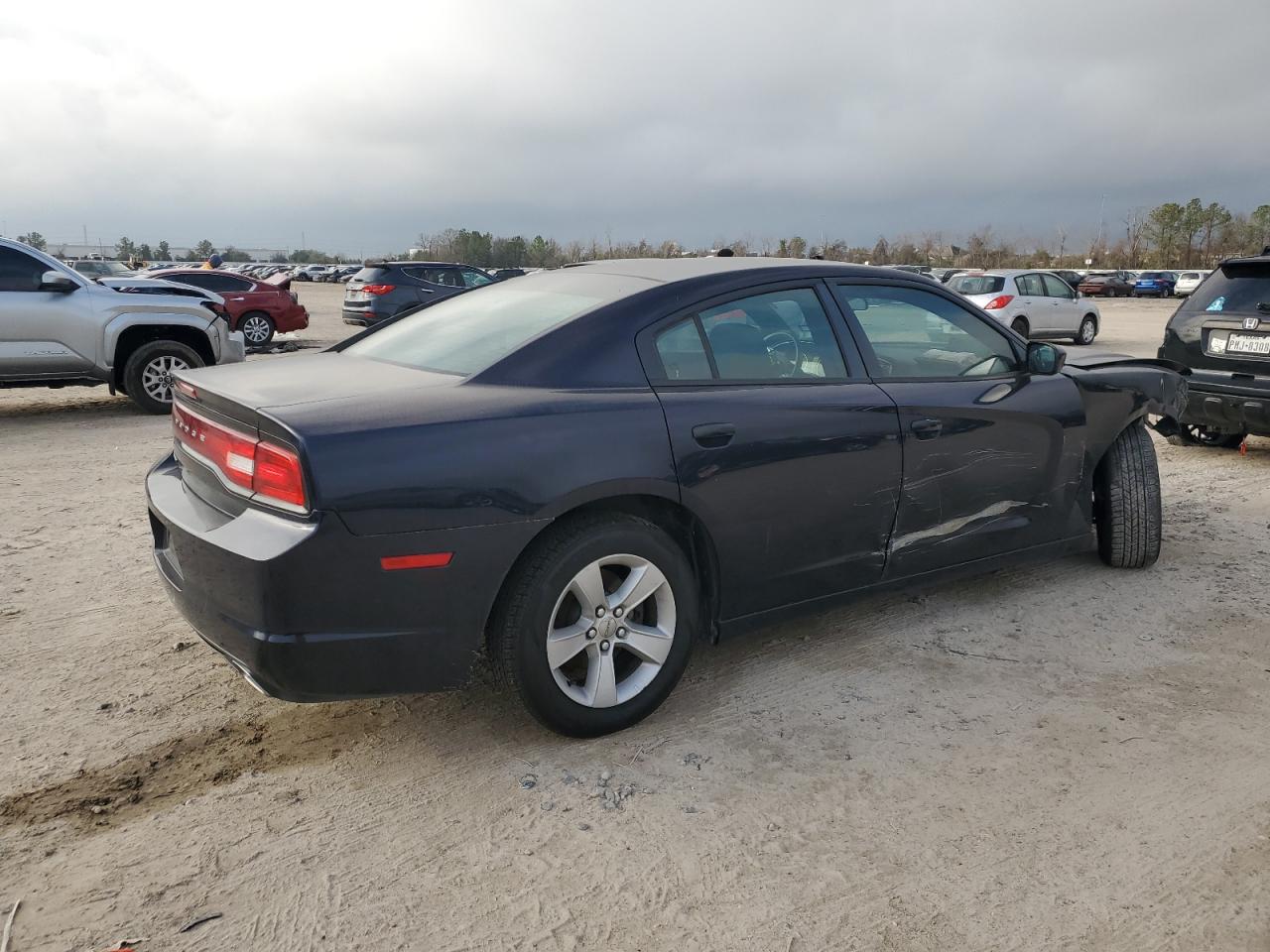 2012 Dodge Charger VIN 2C3CDXBG1CH202399 Copart auction photo, front end / side damage thumbnail 3