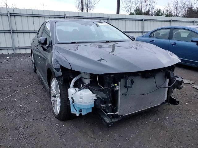 2019 Toyota Camry VIN 4T1B11HK7KU718024 Copart auction photo, front end / minor dent/scratches damage thumbnail 10