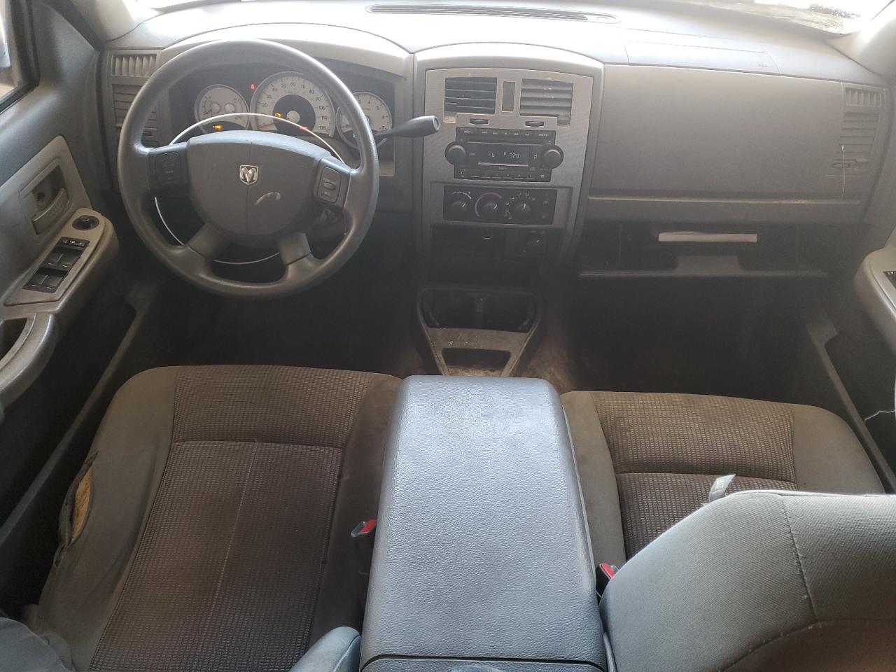 2007 Dodge Dakota VIN 1D7HW48PX7S195197 Copart auction photo, undercarriage damage thumbnail 8
