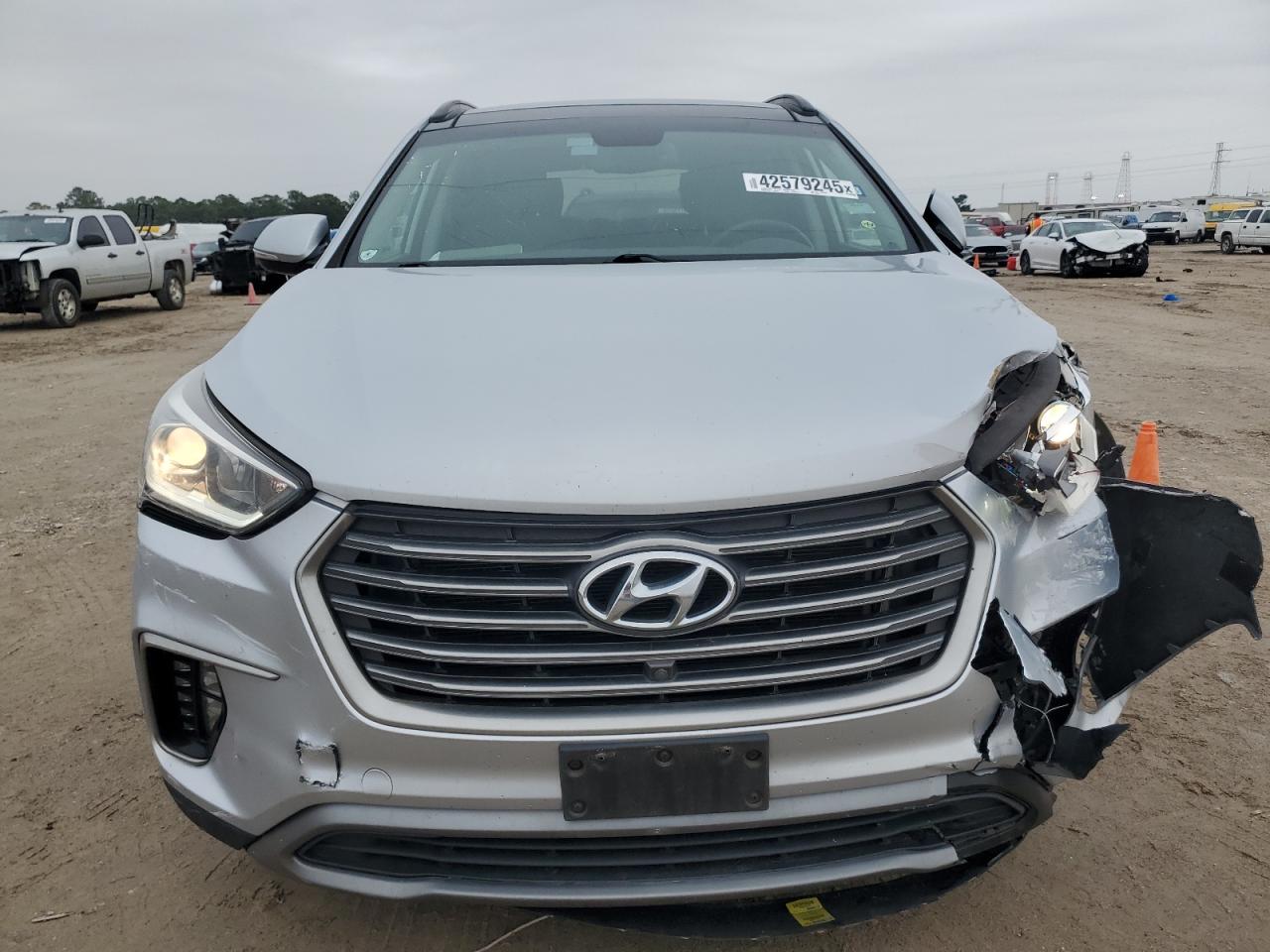 2019 Hyundai Santa Fe VIN KM8SR4HF6KU299547 Copart auction photo, front end damage thumbnail 5