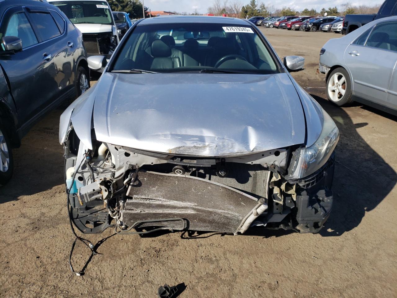 2009 Honda Accord VIN 1HGCP26819A060430 Copart auction photo, front end / minor dent/scratches damage thumbnail 5