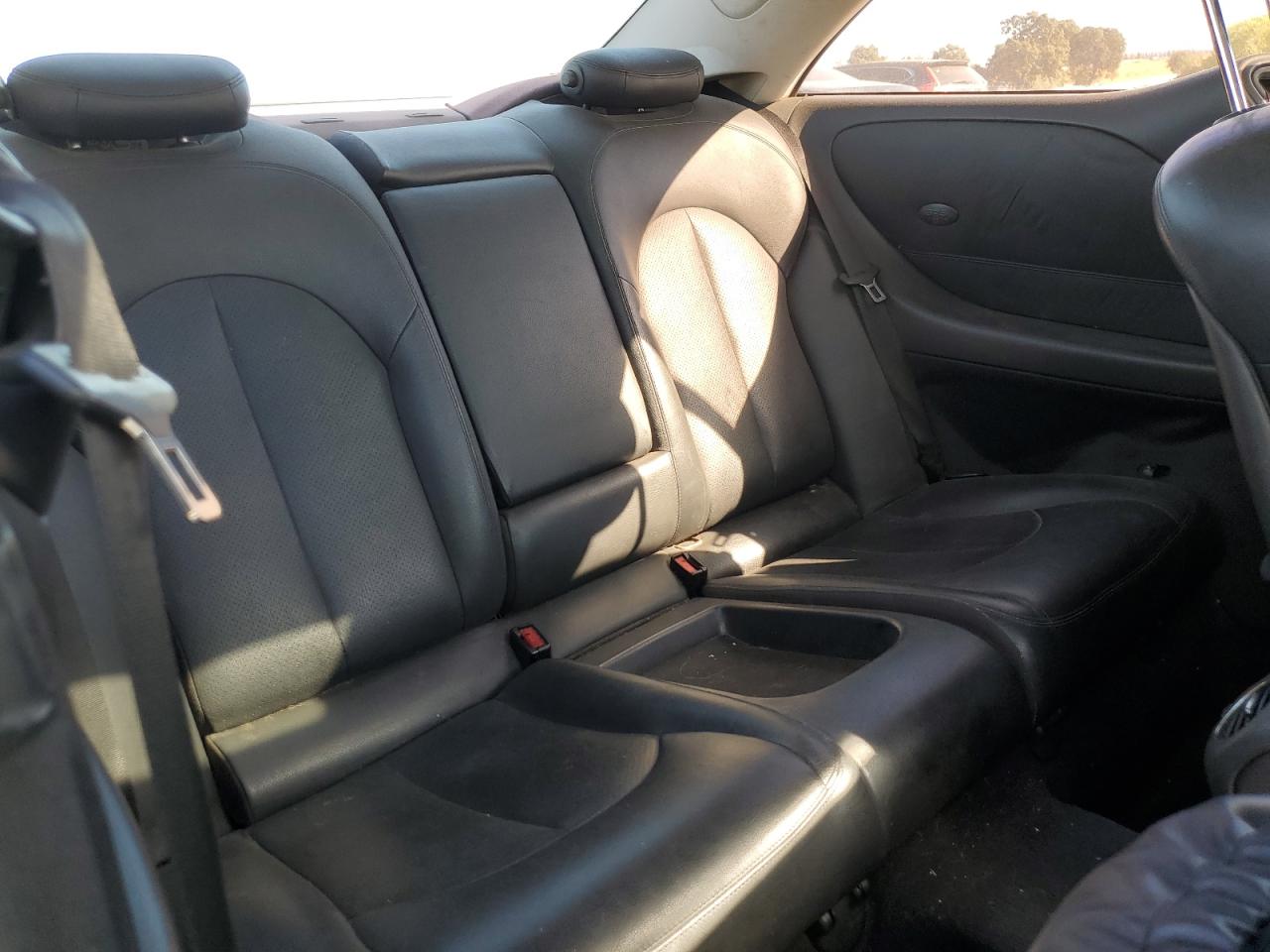 2005 Mercedes-Benz CLK-klasse VIN WDBTJ65J75F165044 Copart auction photo, mechanical damage thumbnail 10