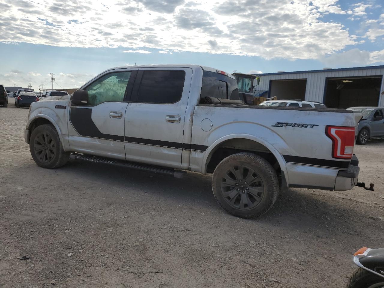 2016 Ford F-150 VIN 1FTEW1CFXGFA71630 Copart auction photo, water/flood / minor dent/scratches damage thumbnail 2