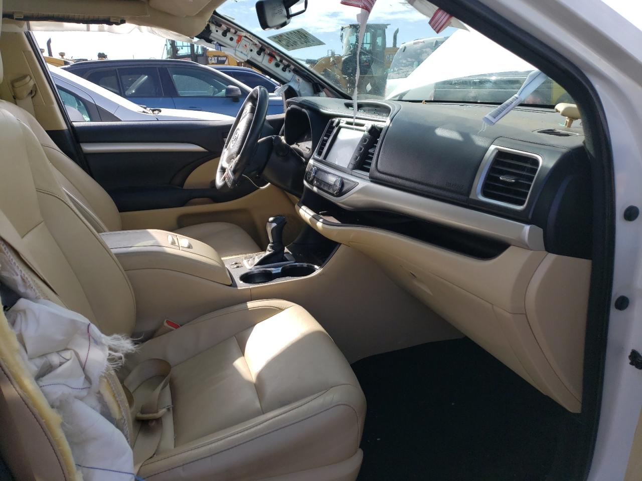 2015 Toyota Highlander VIN 5TDJKRFH1FS142329 Copart auction photo, side damage thumbnail 7