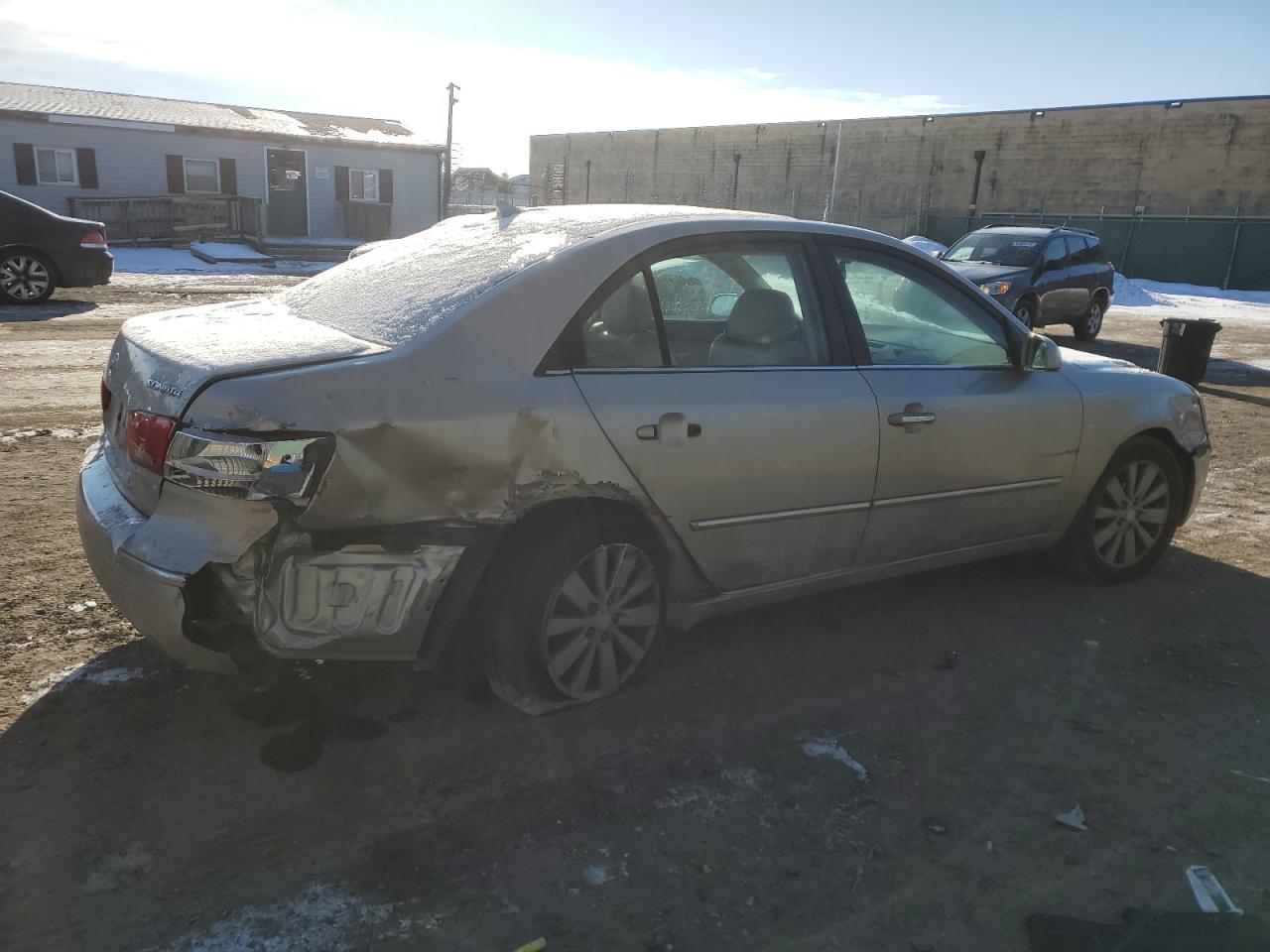 2009 Hyundai Sonata VIN 5NPEU46C09H555033 Copart auction photo, all over / undercarriage damage thumbnail 3